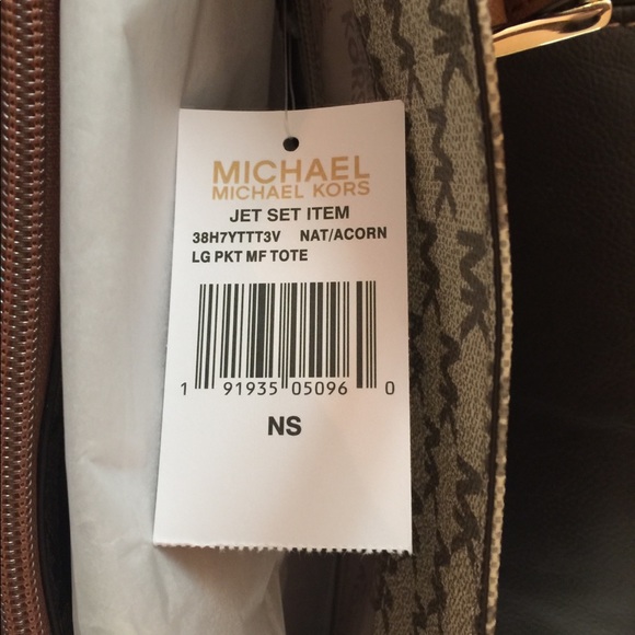 Michael Kors Jet Set Tote Acorn BNWT 😍❤️😍👜😍❤️ - Picture 5 of 8